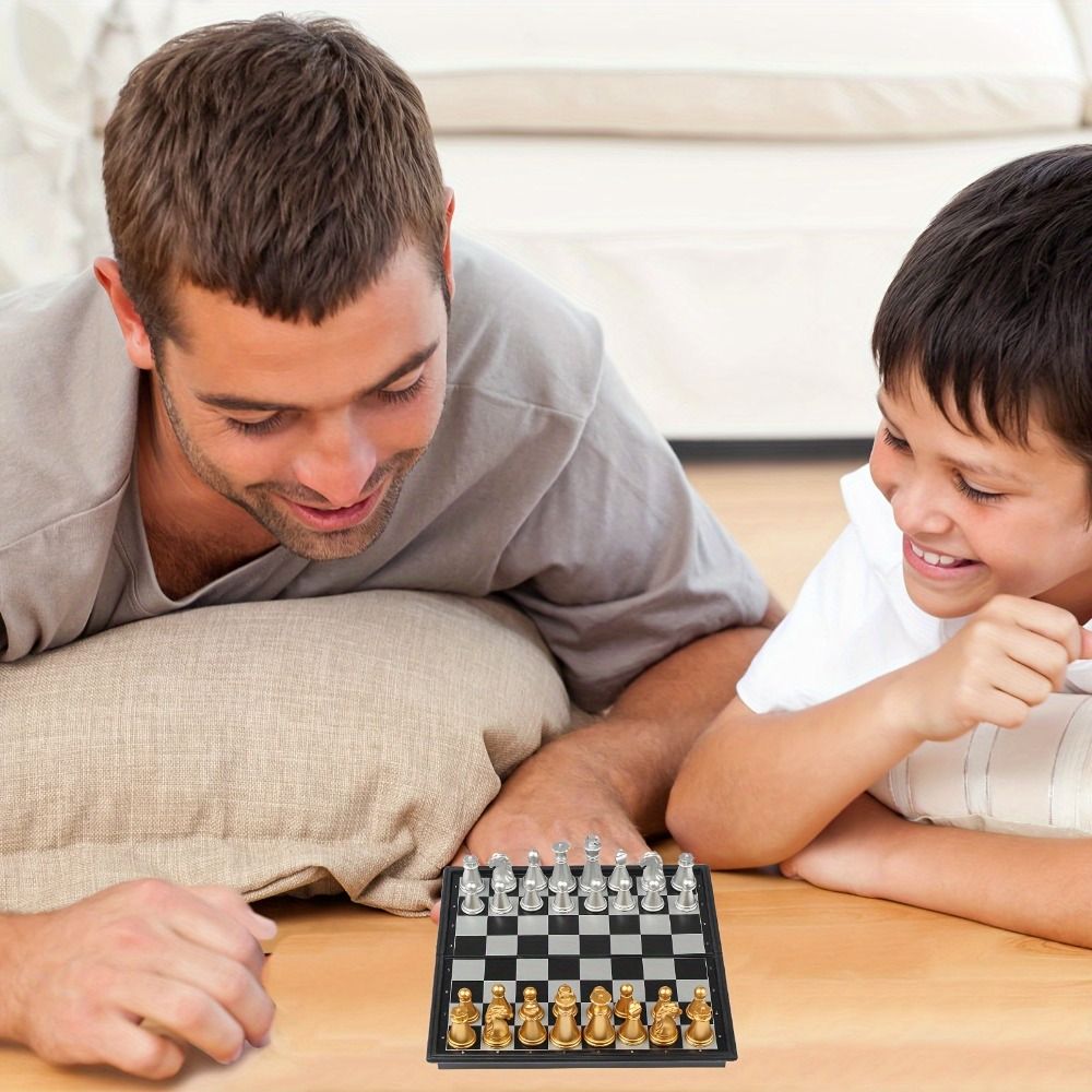 Juego de Ajedrez Magnético de  - Magnetic Travel Chess reseña y precio